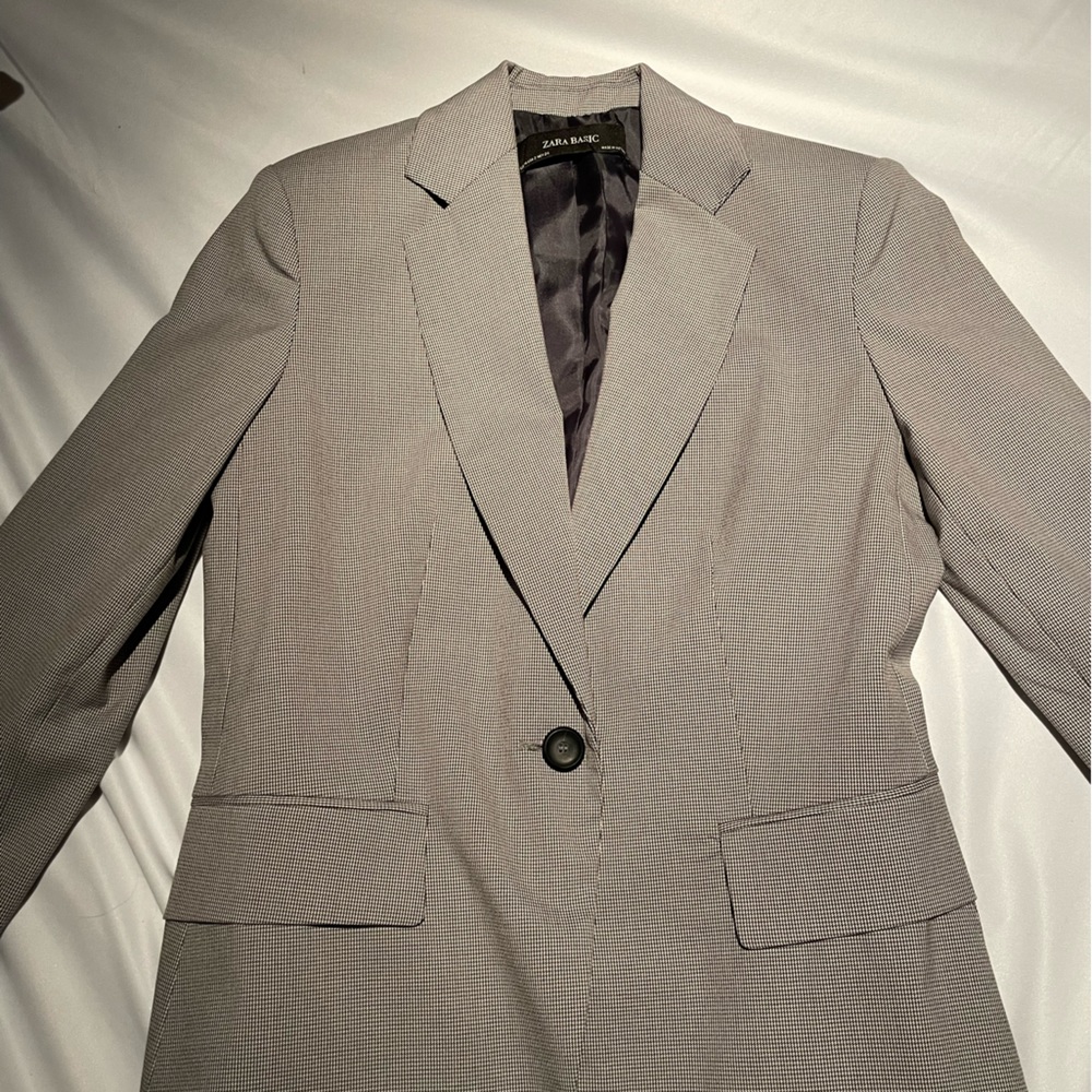 Zara checkered blazer in small